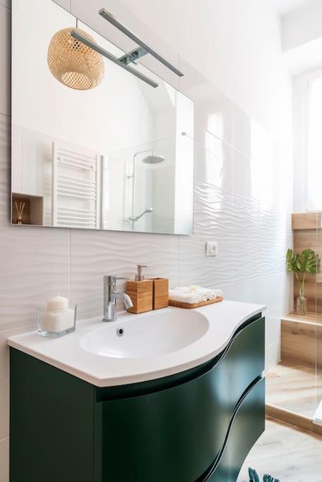 شقة New Jungle & Charming Flat - Zona De Angeli ميلان المظهر الخارجي الصورة